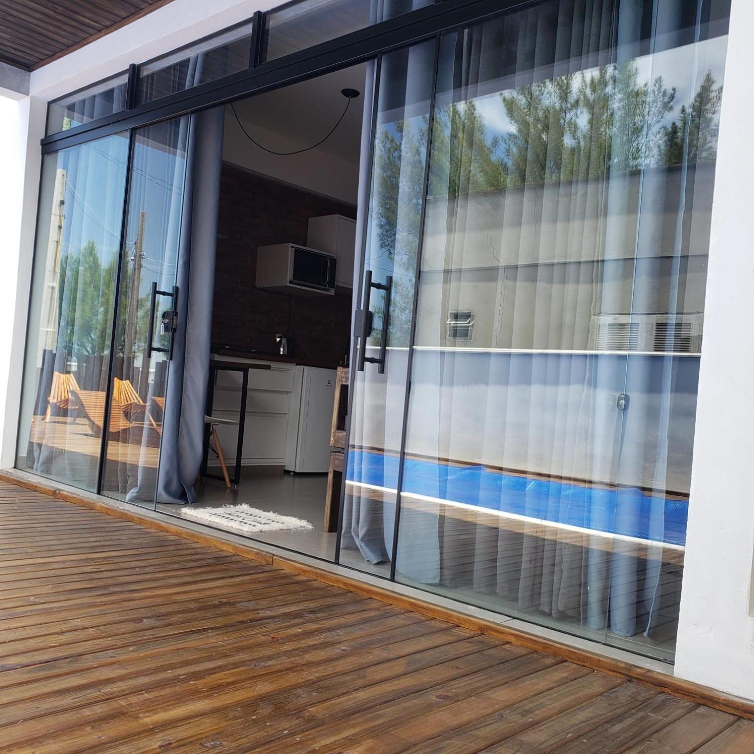 The Guest House Hostel Balneario Gaivota Exterior photo